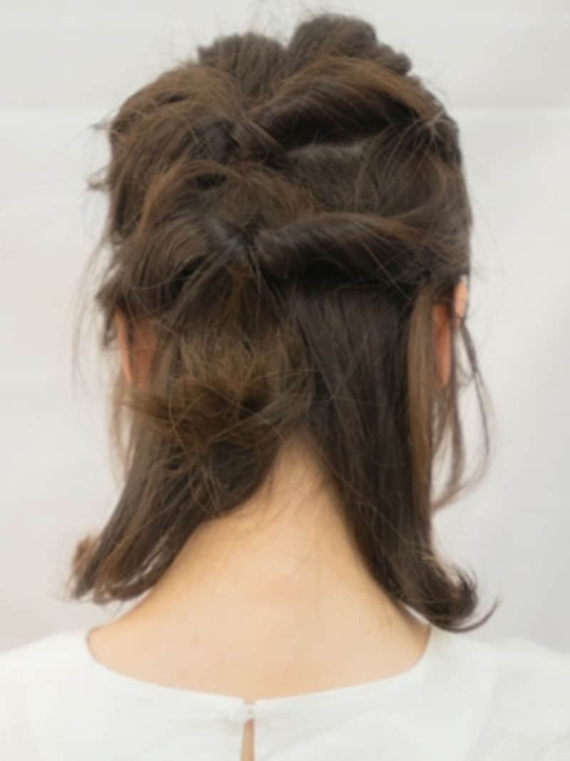 3段くるりんぱで伸ばしかけの髪型でも簡単ヘアアレンジ ヘアアレンジ All About