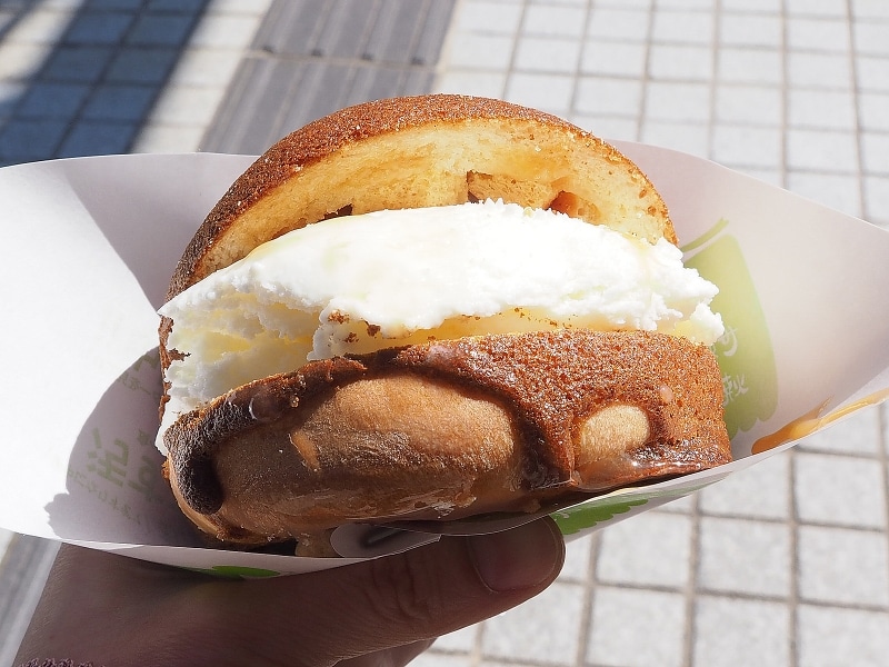 コーヒー菓子パンアイス＠世界で2番めにおいしい焼きたてメロンパンアイス