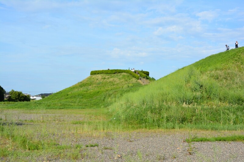 9つの墳丘が並ぶさきたま古墳公園