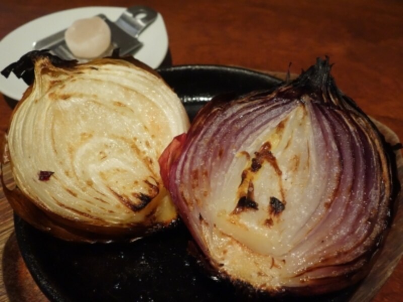 淡路島産フルーツ玉葱とアリーレッドのオリーブオイル岩塩焼き（680円?税別）