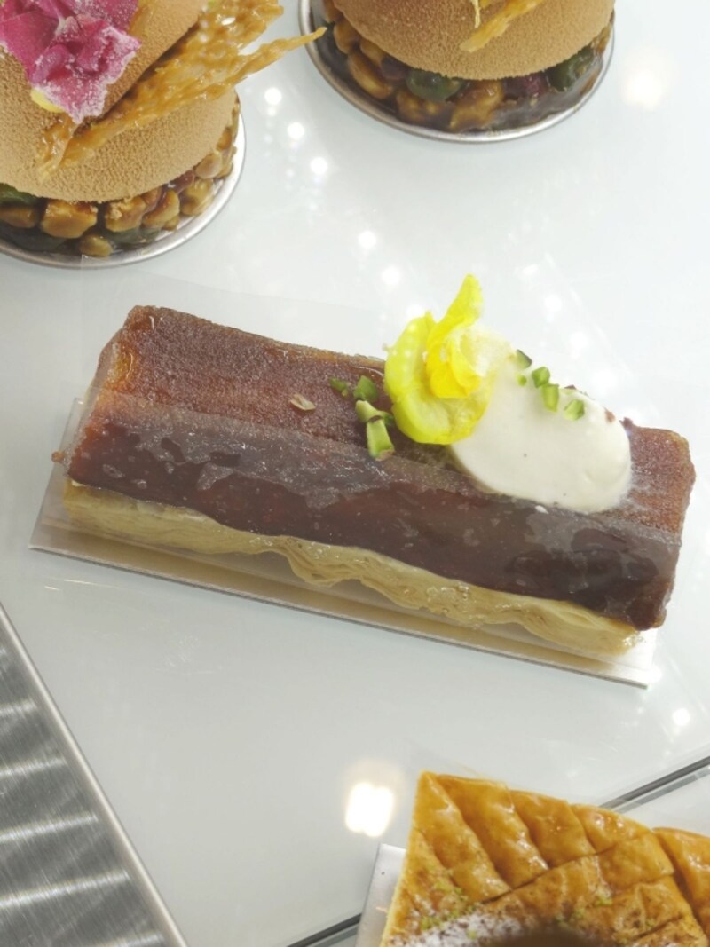 「ESqUISSE CINq（エスキス サンク）」のショーケースに並ぶ、オリジナルの「タタン」（税別700円）