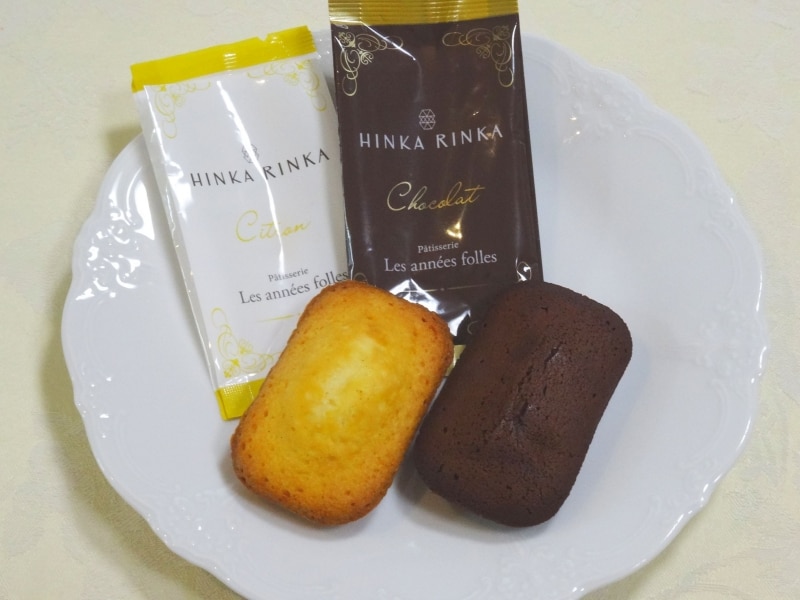 「パティスリー レザネフォール」の「ヒンカリンカ シトロン」と「ヒンカリンカ ショコラ」（各税込253円）