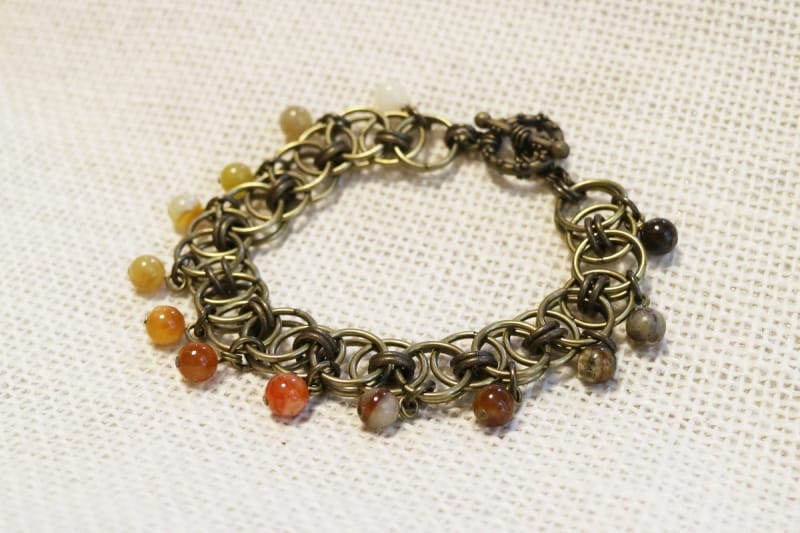 ヘルムチェーンのブレスレット