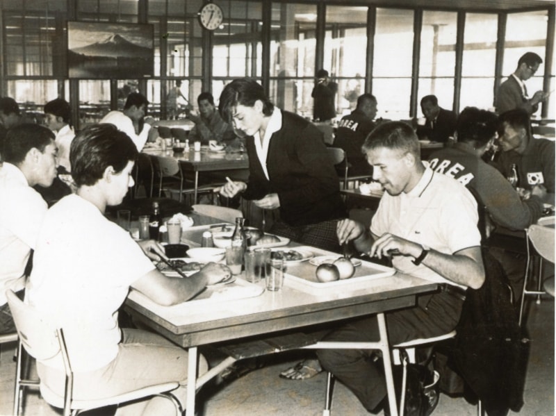 1964年東京五輪undefined選手村「富士食堂」