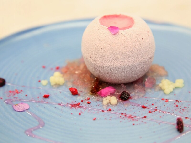 「JANICE WONG（ジャニス・ウォン）」のスペシャリテ「Cassis Plum（カシスプラム）」（税別1,950円）