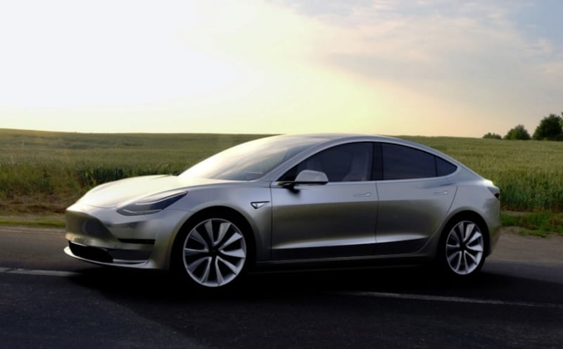 テスラモーターズが新型EV車「Model 3」発表