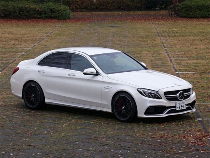 メルセデスAMG C63S