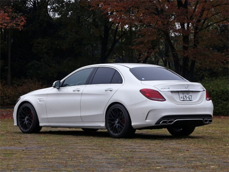 メルセデスAMG C63S