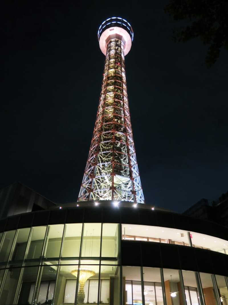 美咲に条件を言い渡されたのは横浜マリンタワーのふもと(2016年8月14日撮影)