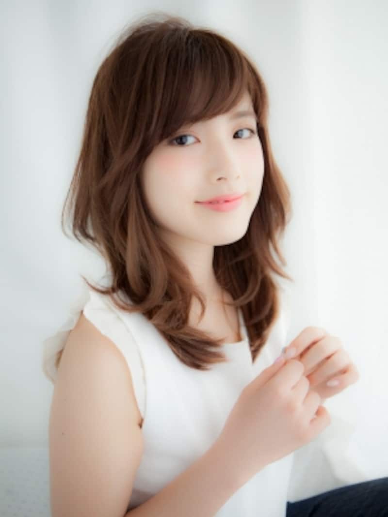 思わず二度見される無敵のフェミニンヘア ヘアスタイル 髪型 All About 思わず二度見される無敵のフェミニンヘア ヘアスタイル 髪型 All About