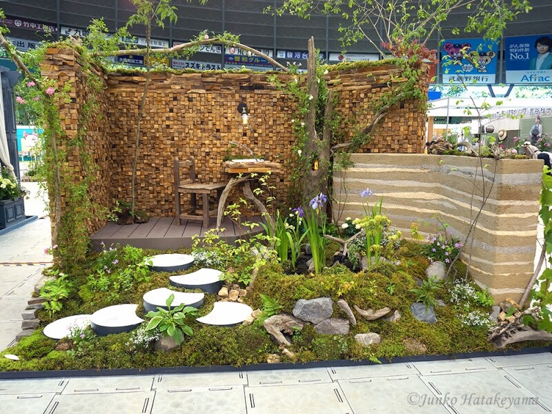 ガーデン部門「散策日記~水辺のテラスで~」