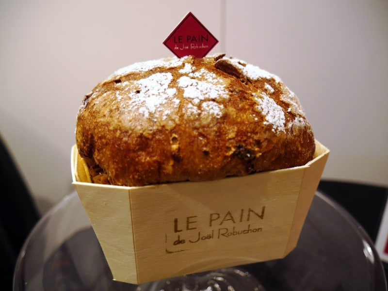 『ル パン ドゥ ジョエル・ロブション』の「ニュウマン（1350円）」