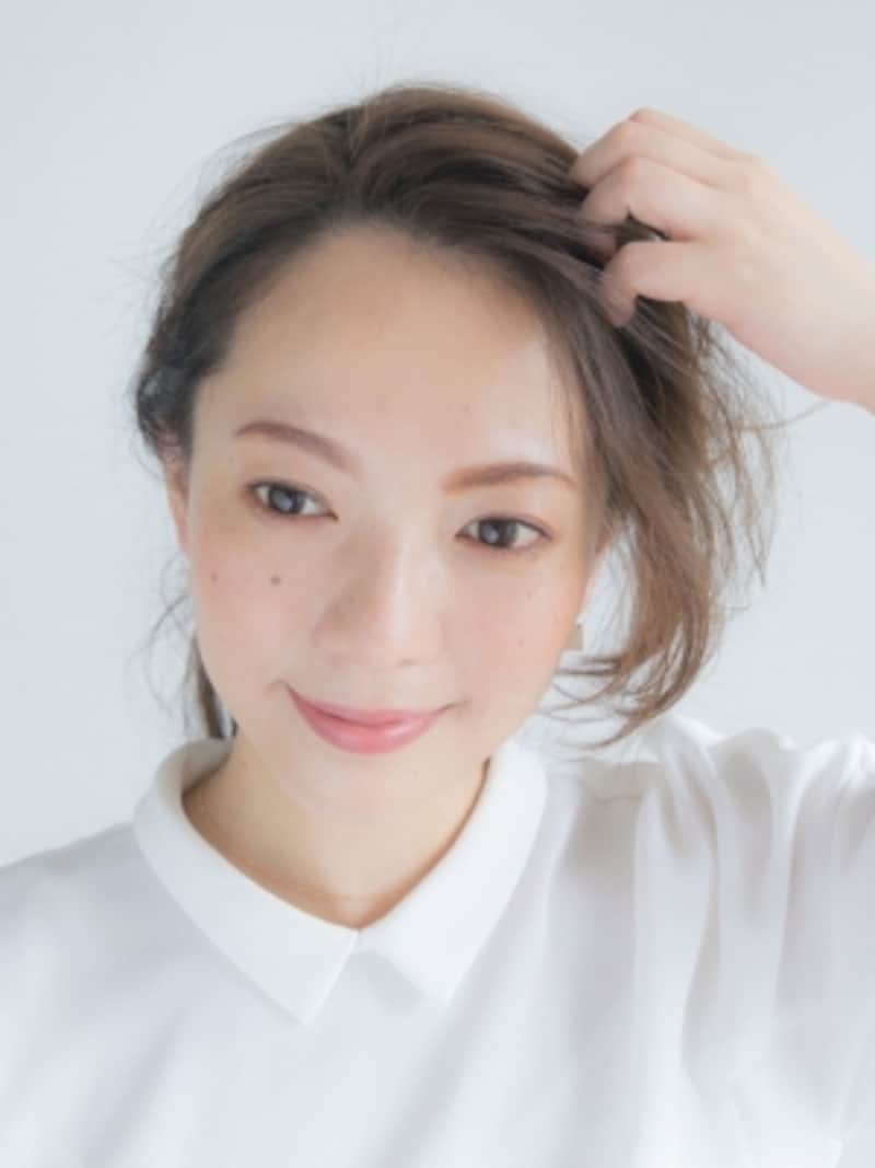 大人の前髪なし一つ結びに 30代 40代に似合うヘアアレンジ ヘアアレンジ All About 大人の前髪なし一つ結びに 30代 40代に似合うヘアアレンジ ヘアアレンジ All About