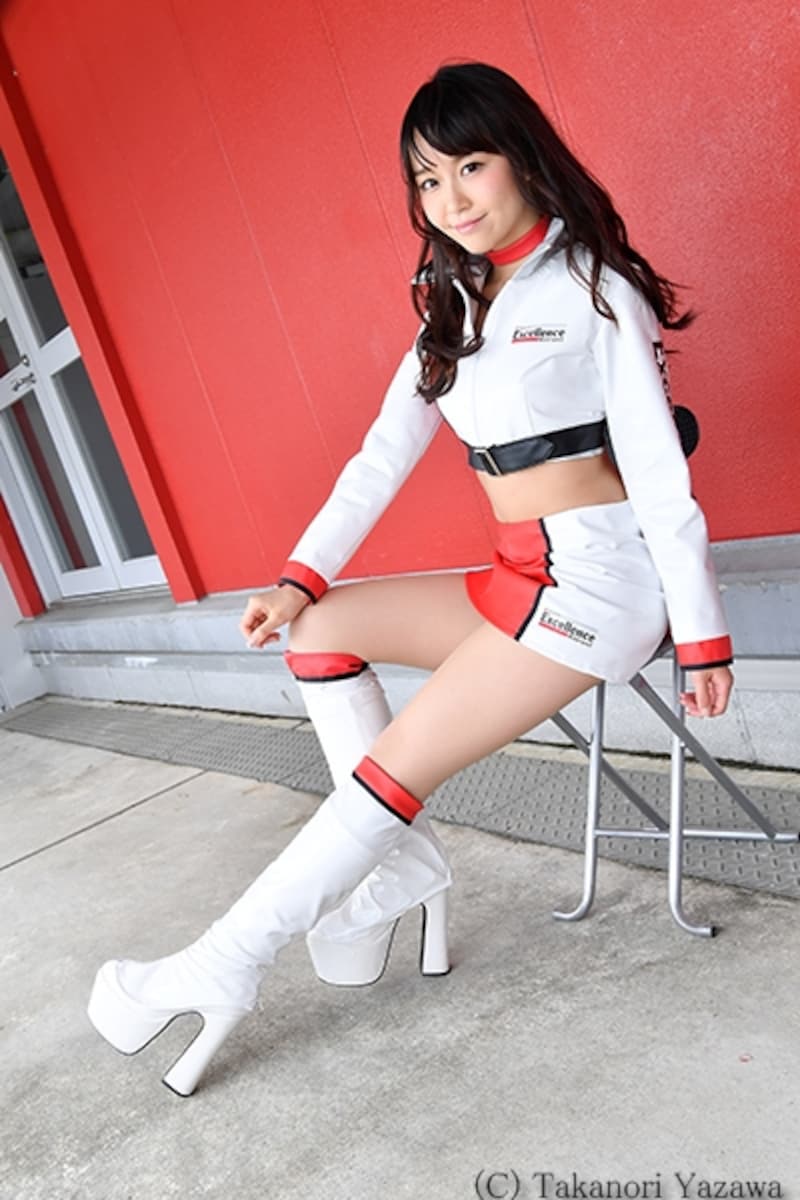 大島奈々／Porsche Excellence Lady