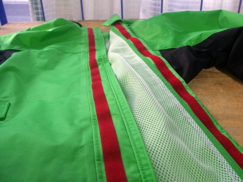 前タテは二重構造