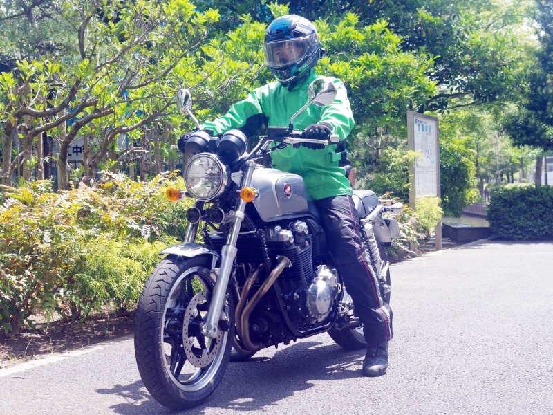 雨の中乗ってみました!