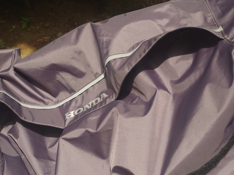 後ろにはベンチレーションが