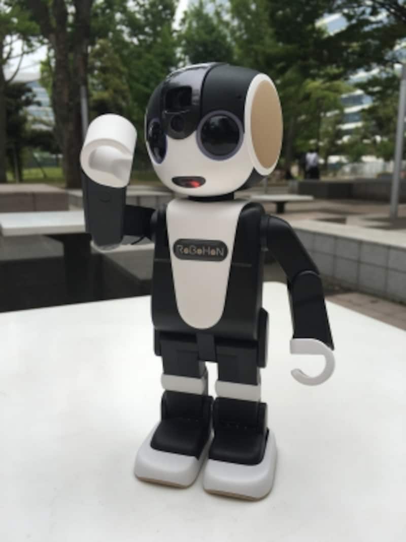 漫才もできる！ ロボホンと過ごした１週間 [スマートフォン] All About
