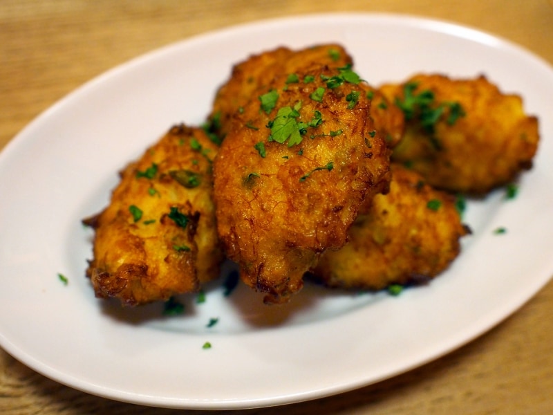 人気タパス10選！ふわっふわの食感がたまらない「鱈（タラ）のブニュエロ」