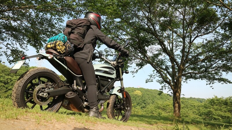 小さな冒険となるキャンプツーリング。バイクとともに走り出そう!