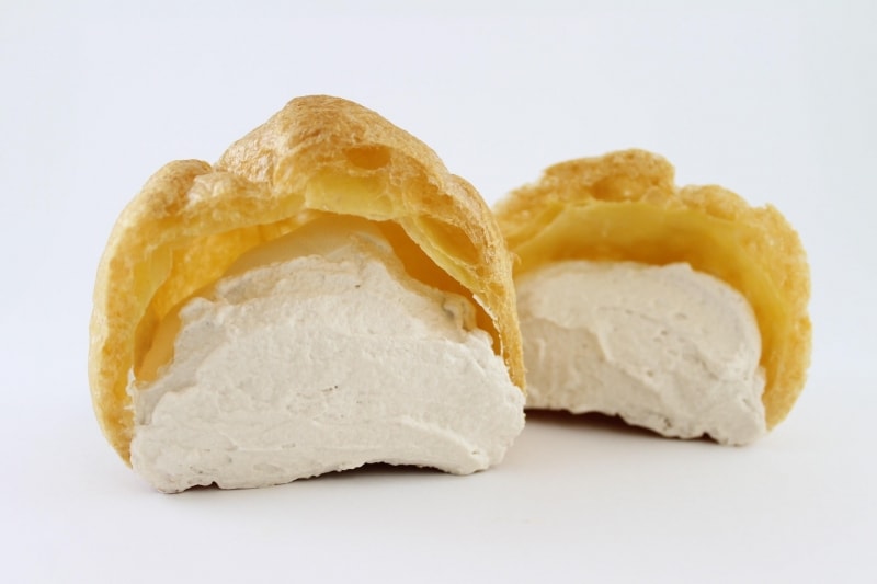 白い珈琲シュー