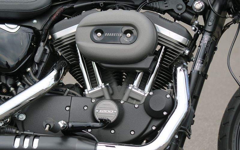 排気量1,201cc / 空冷4ストロークV型2気筒OHV2バルブエンジン『エボリューション』