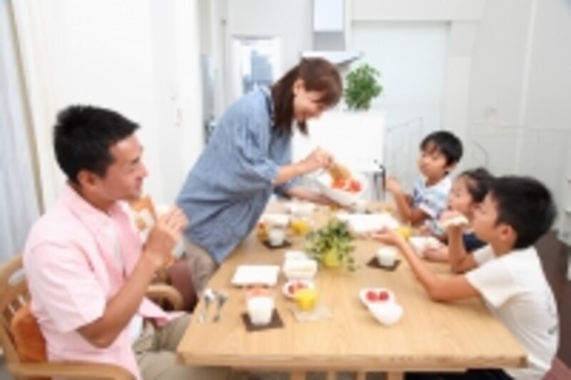 在宅勤務の日は、家族とゆっくり過ごせるね!