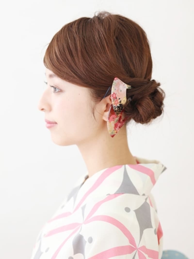 ミディアム浴衣・低めに結ぶしっとりシニヨンアレンジ