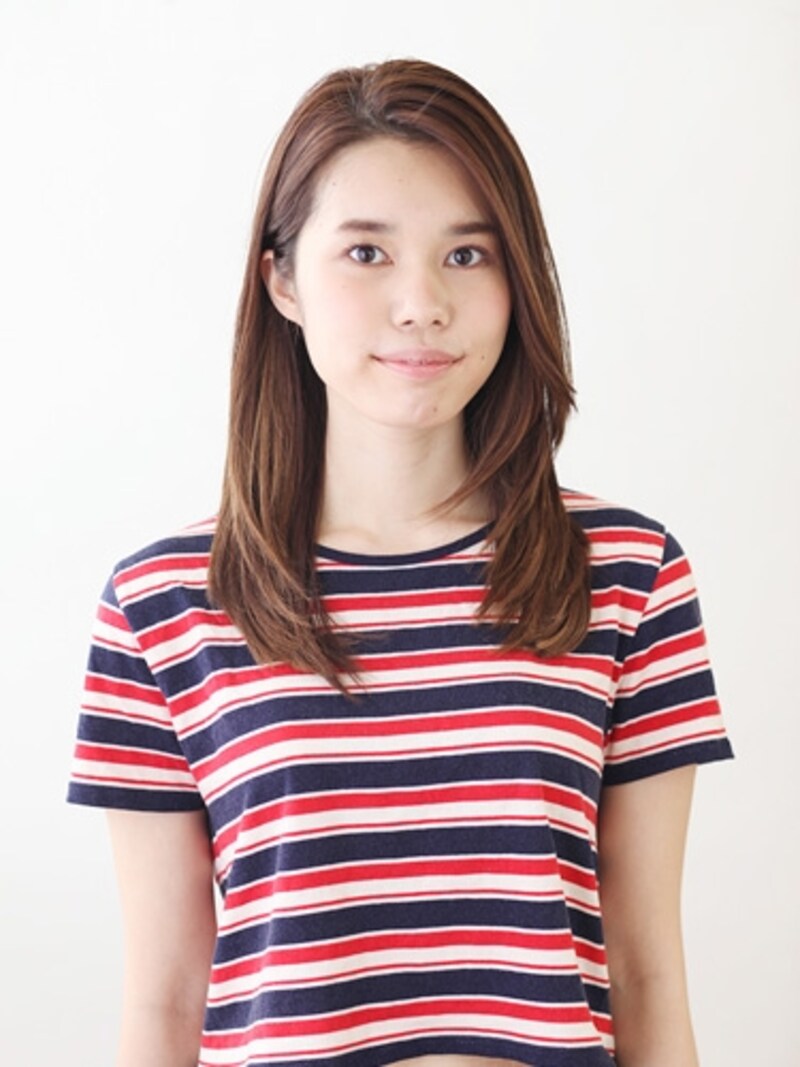 胸ラインのストレートロング