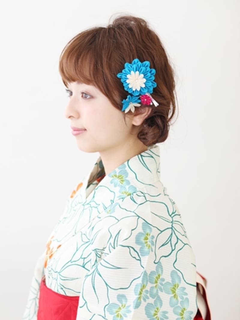 おだんご風のローツインテール