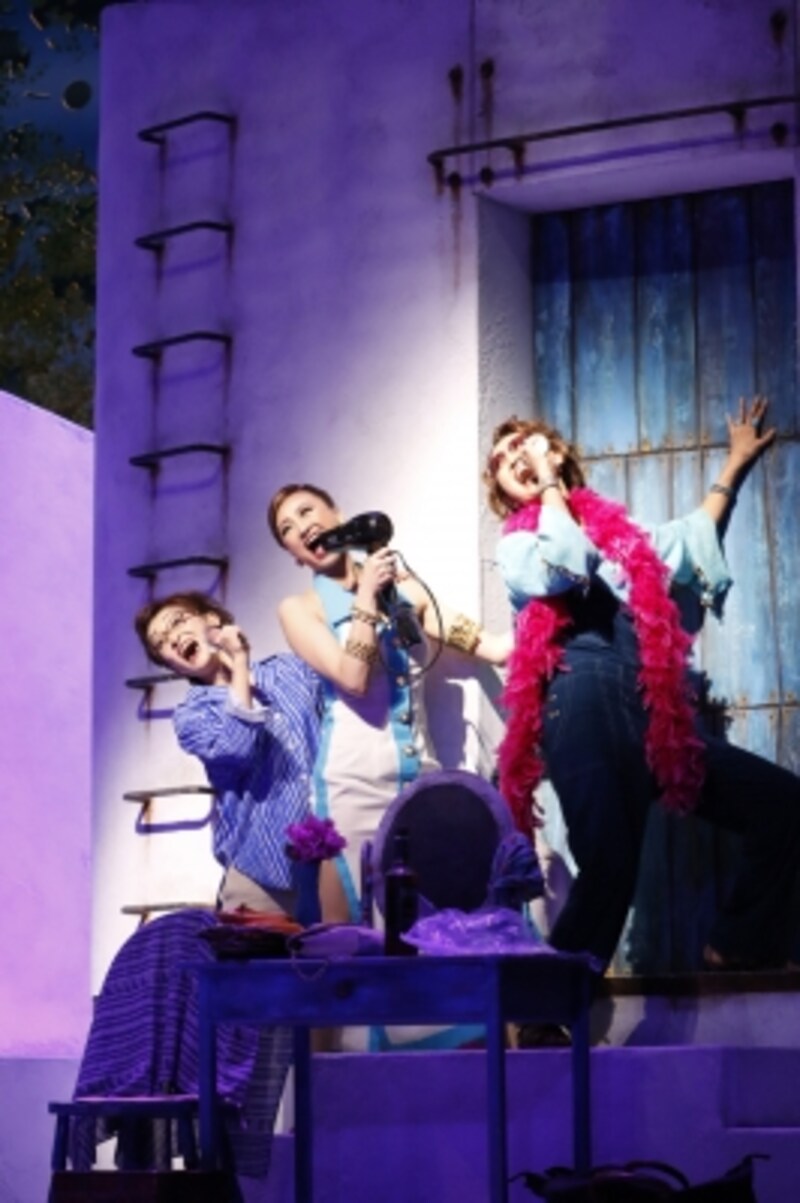 『マンマ・ミーア！』撮影：下坂敦俊