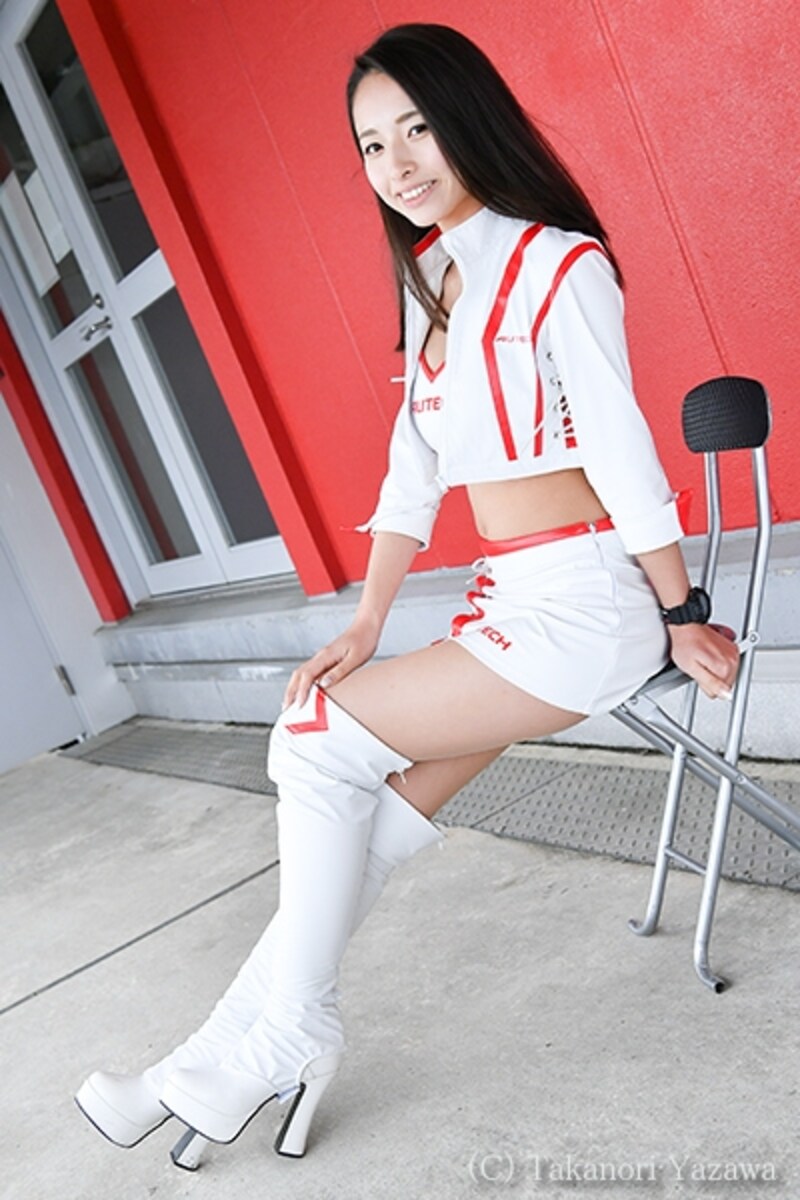 菅野麻友／AUTECH Race Queen