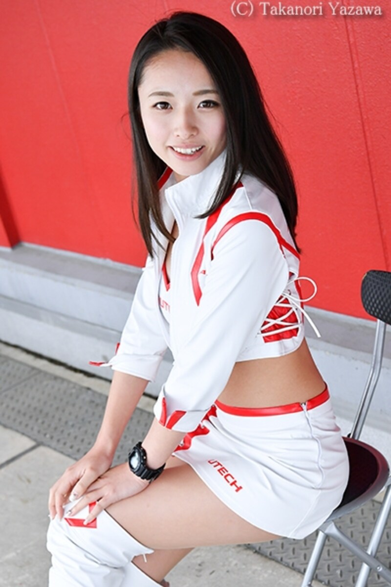 菅野麻友／AUTECH Race Queen