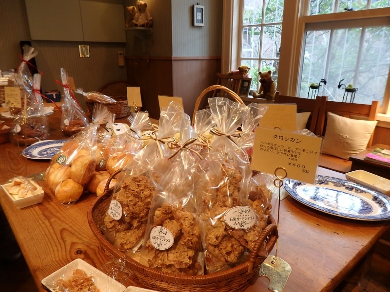 石窯ガーデンテラスの店内