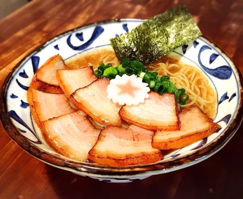 【静岡】肉が盛りもり 手火山中華そば ～潮と醤油の合わせ味～（チーム静岡）