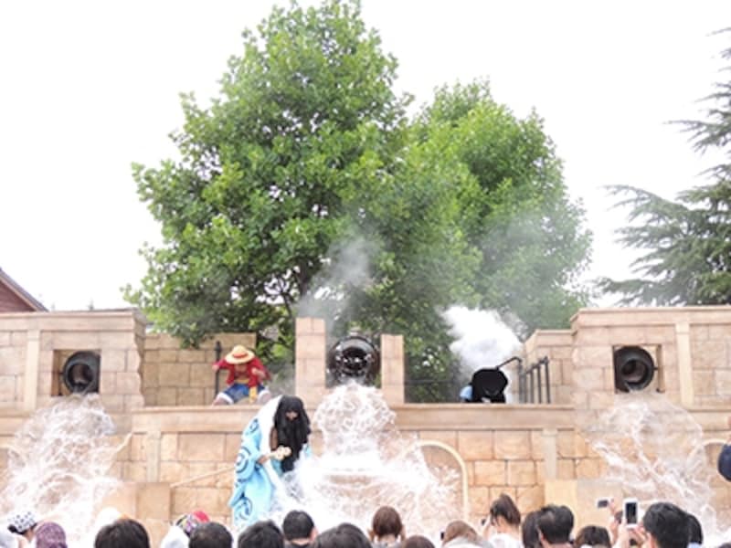 史上最大の水かけ祭りも Usjの夏イベント16 遊園地 All About
