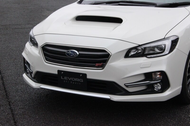 スバル・レヴォーグSTI Sport