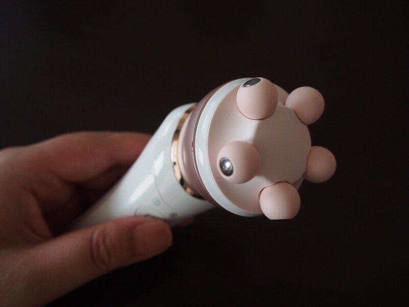 タッピングケアは、電動洗顔ブラシでもガイドお気に入りの機能