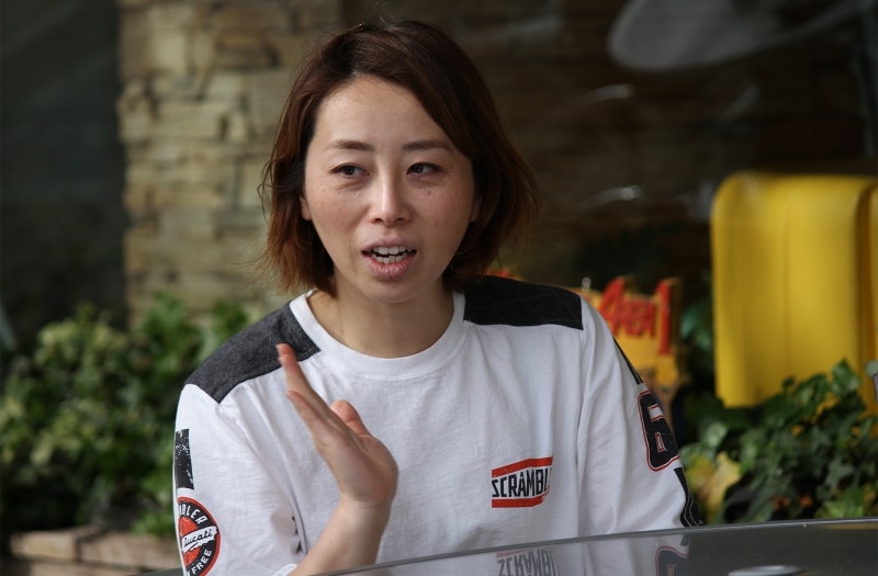 「身長150センチの私でも乗れるんですって言える。バイクに乗るようになって、背の低さが自信になりました」