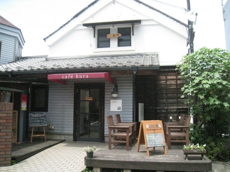 cafe 蔵外観。