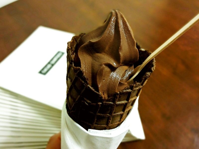 スペイン王室御用達!芳醇なカカオパウダーを使用したソフトクリーム