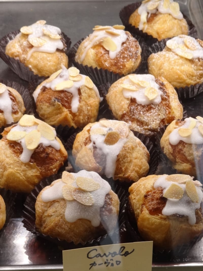 「ラトリエ モトゾー」の「カーヴォロ」(税別330円)