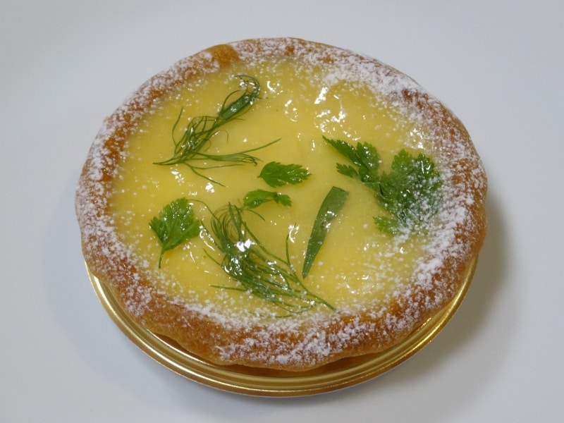 「ラトリエ モトゾー」の「トルタ アル リモーネ」（税別450円）