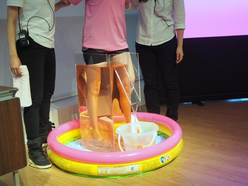 新製品体験会では、足の体積がどれだけ減るか計測。その結果、個人差はあるものの、みんな結構落ちていました