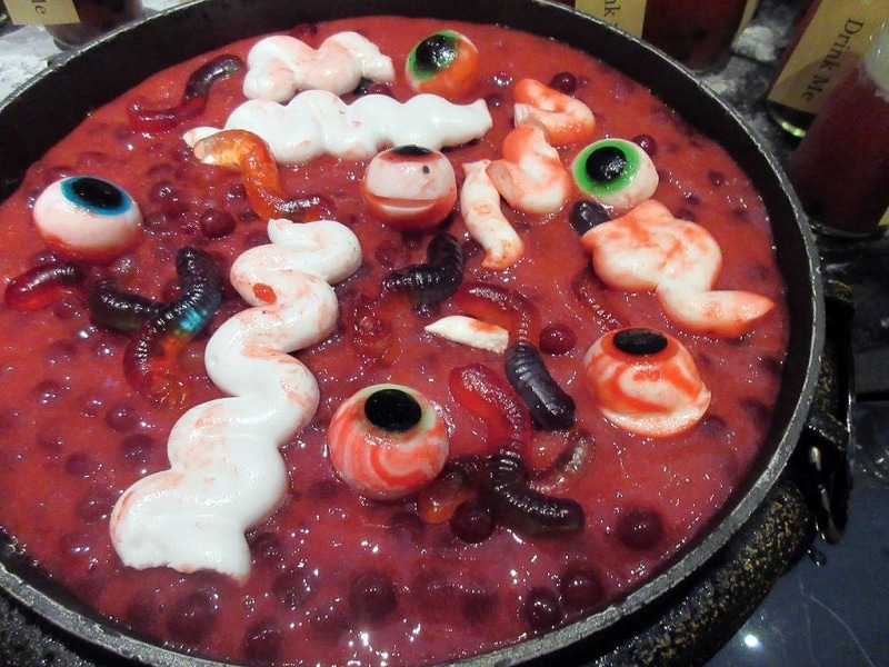 魔女の内臓スープ