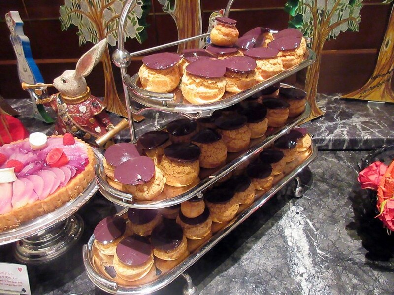 首を切っておしまい！ by 女王様