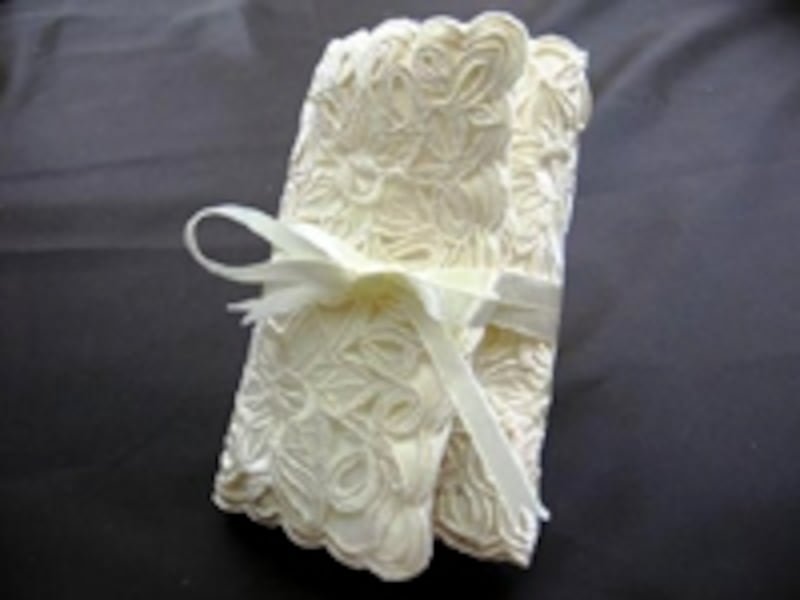 旅のお供にぜひ持参したい、ジュエリーロール