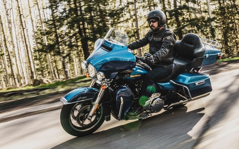 ハーレーダビッドソン ツーリングファミリー FLHTK ウルトラリミテッド(2017年モデル)