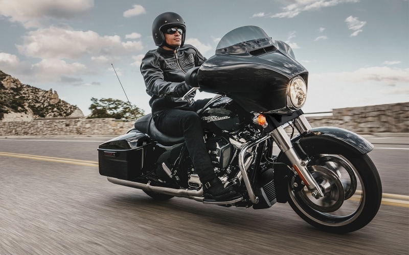 ハーレーダビッドソン ツーリングファミリー FLHXS ストリートグライド スペシャル(2017年モデル)