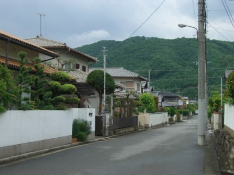 日生ニュータウンに限らず、山間のニュータウンは本当に空気がよさそうだ。